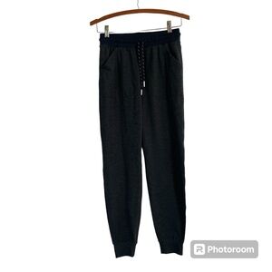 Marine Layer Weekend Sport joggers. Grey with pockets women’s size XS